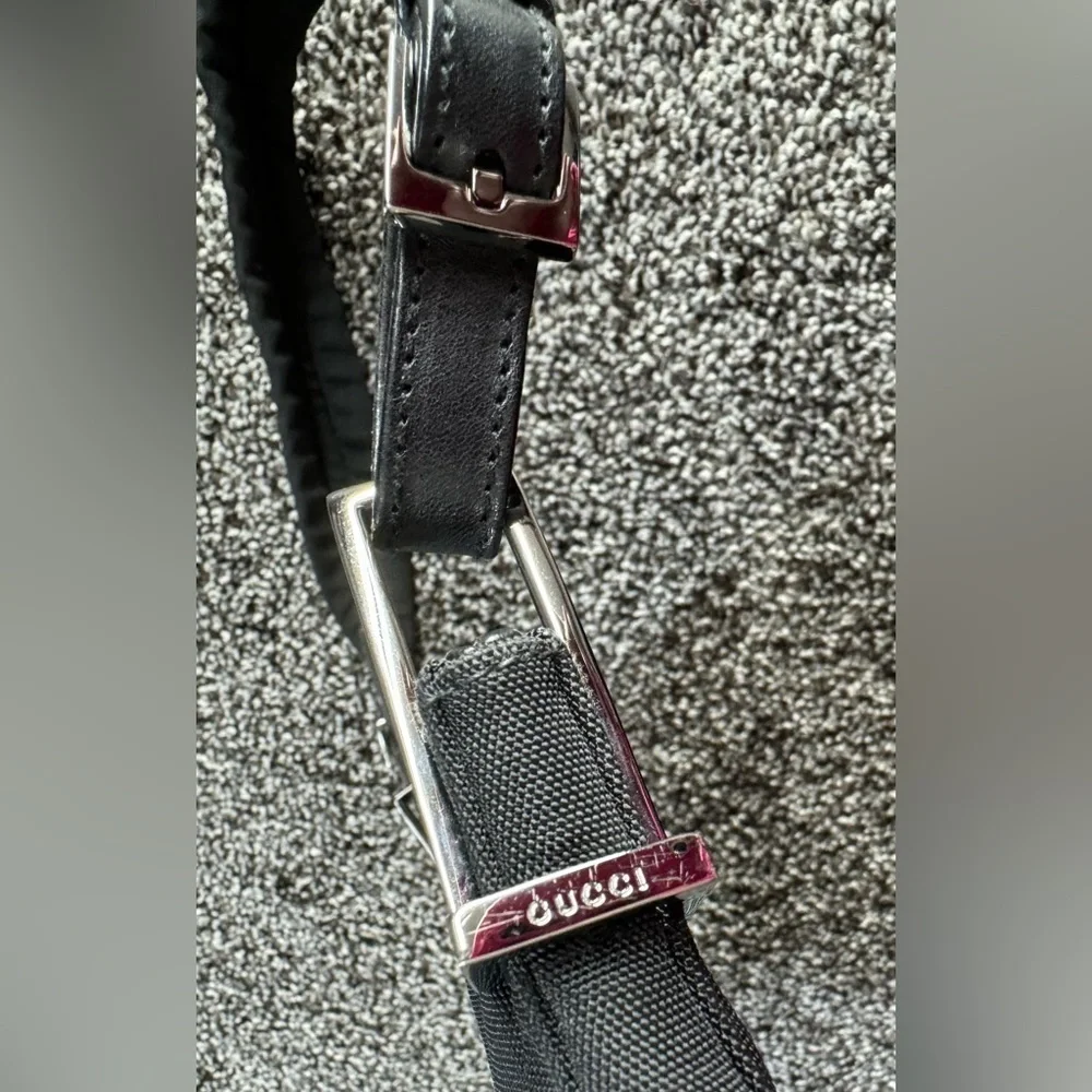 Gucci vintage black shoulder bag
